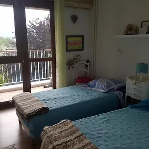 https://dadou-et-mala.hotels-rhonealpes.com