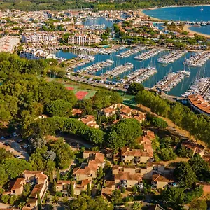 Marina Club Hotell