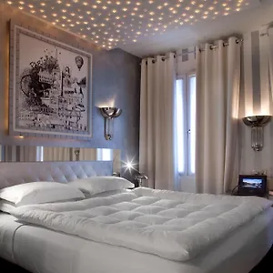 https://le-petit-madeleine.fr-paris.fr