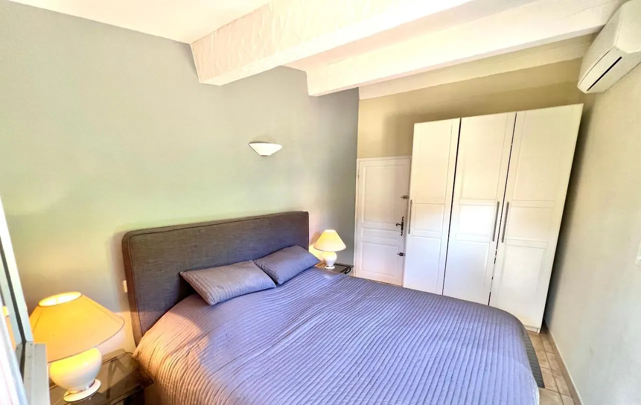 Nocleg ze śniadaniem Villa La Source 83 - Room Close To St Tropez Cogolin