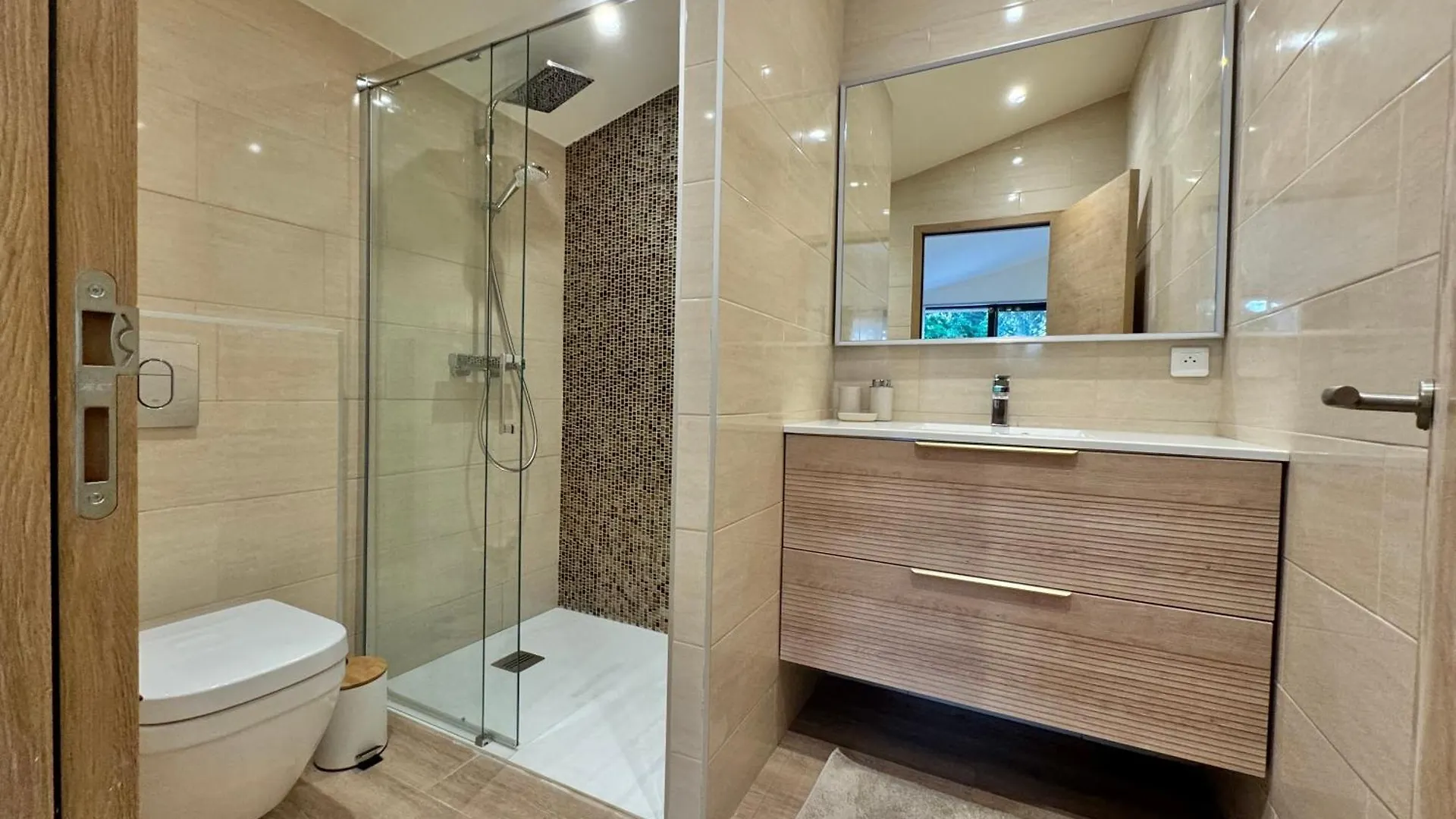 Villa La Source 83 - Room Close To St Tropez Cogolin