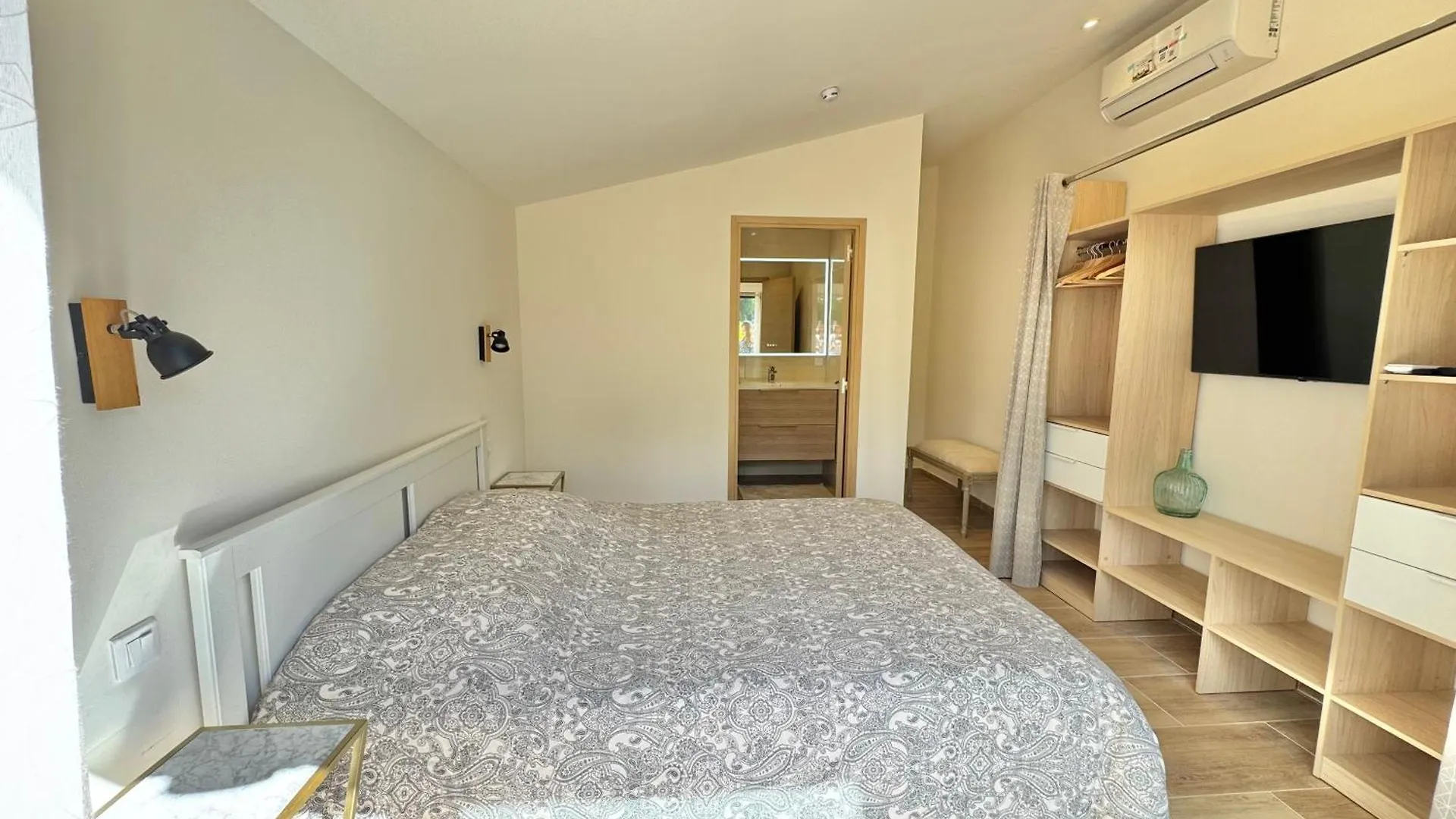 Villa La Source 83 - Room Close To St Tropez Cogolin 0*,  Frankrijk